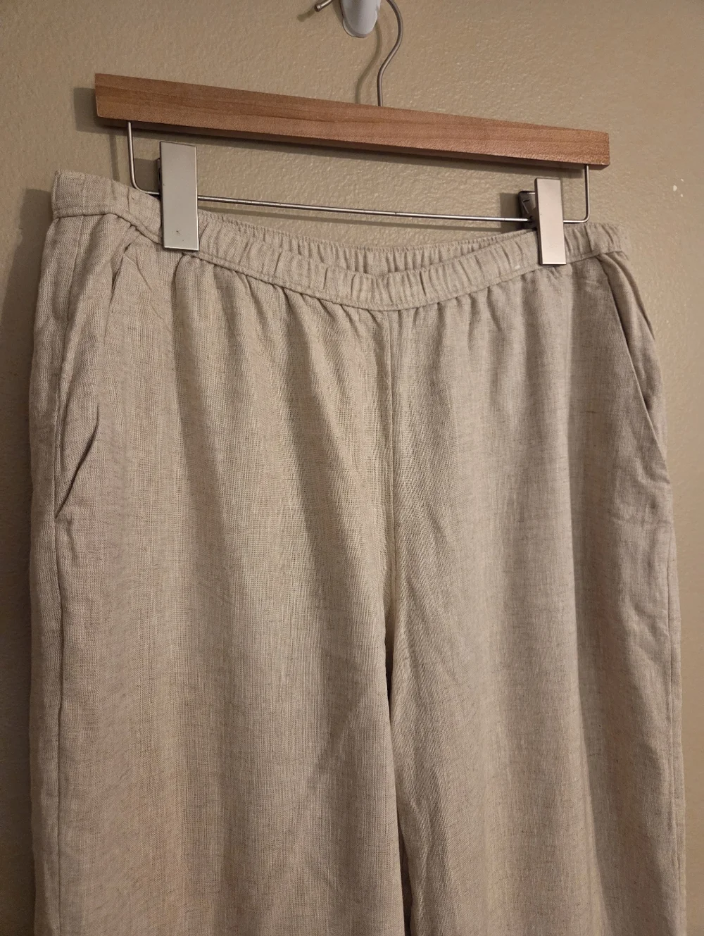 Abercrombie & Fitch Light Beige Wide Leg Pants